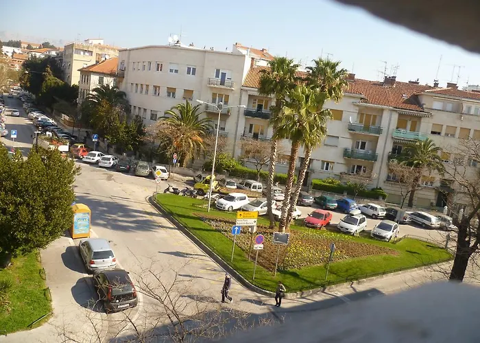 Felix アパート *