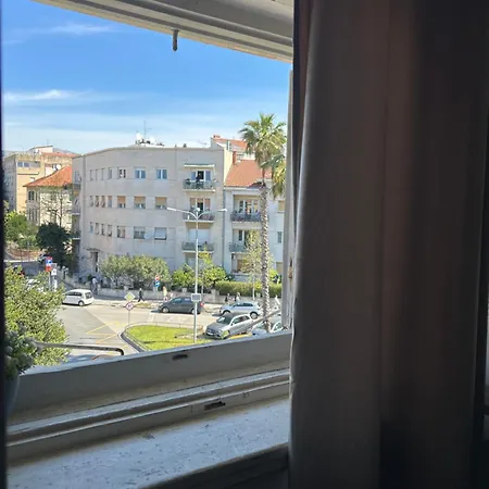 Felix Split