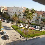 Felix Apartman *